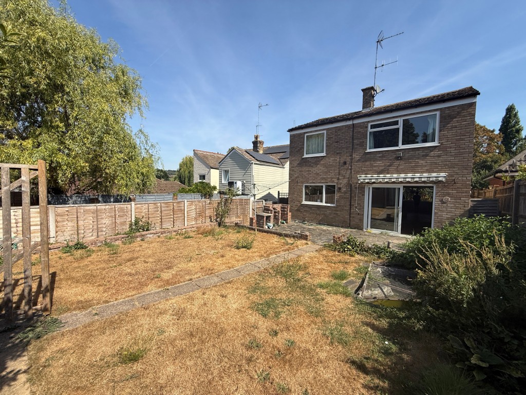Lot: 171 - DETACHED HOUSE AND ASSOCIATED LAND WITH POTENTIAL - Rear of property